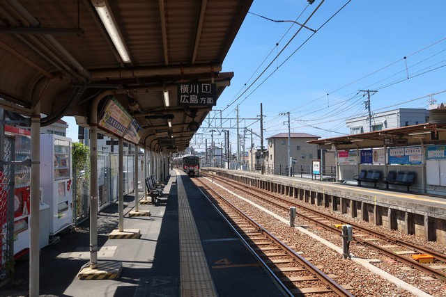 古市橋駅 ホーム