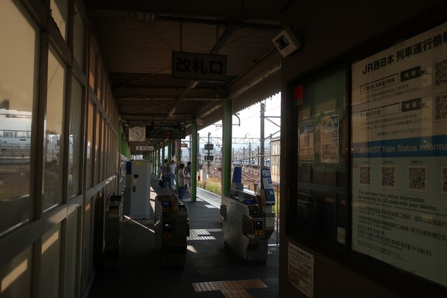 天神川駅 駅舎