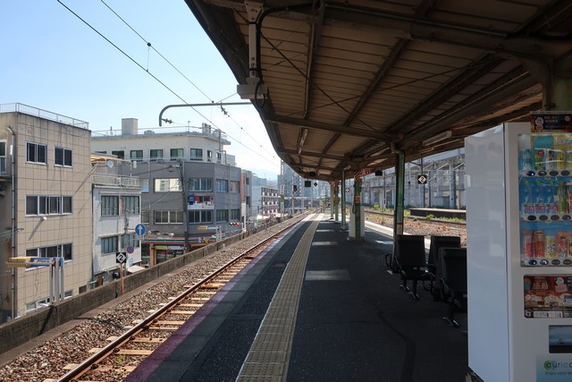 横川駅 ホーム