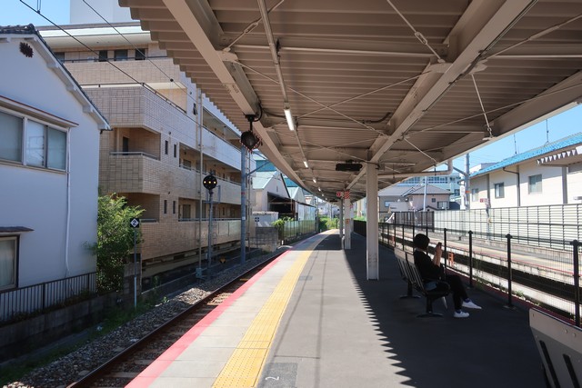 安芸長束駅 ホーム