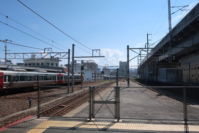 横川駅 ホーム