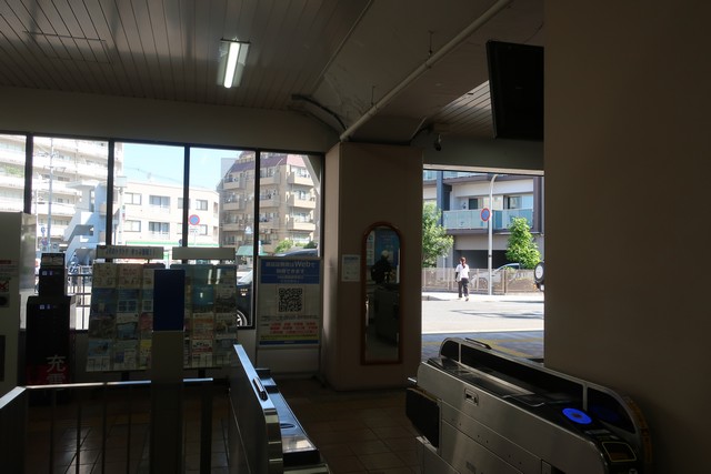 横川駅 改札口