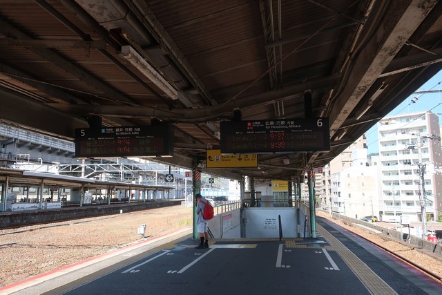 横川駅 ホーム