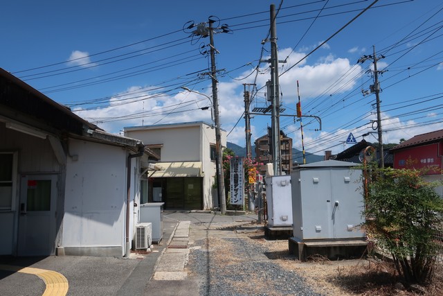 梅林駅 ホーム