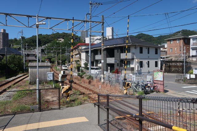 三滝駅 ホーム
