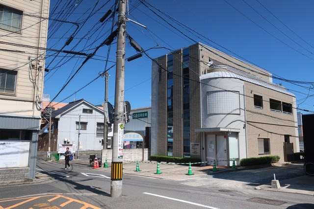 安芸長束駅 駅前