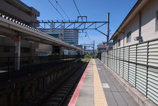 安芸長束駅 ホーム