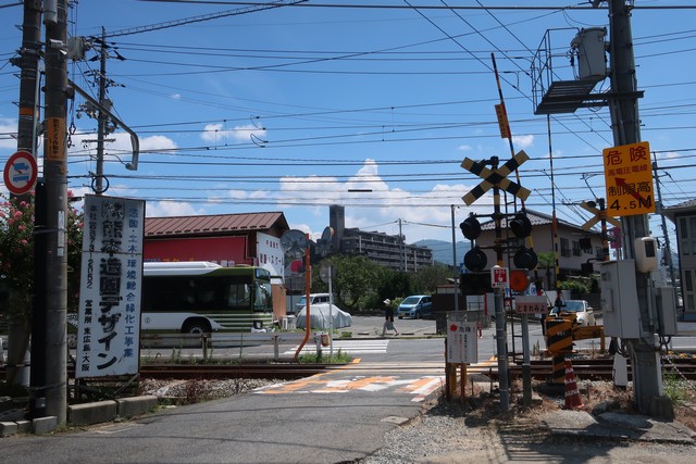 梅林駅 駅前