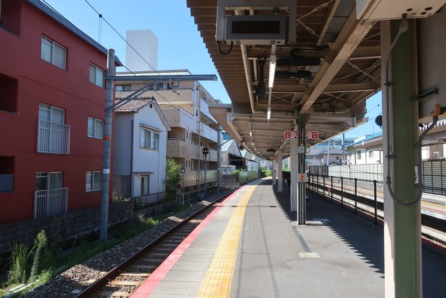 安芸長束駅 ホーム