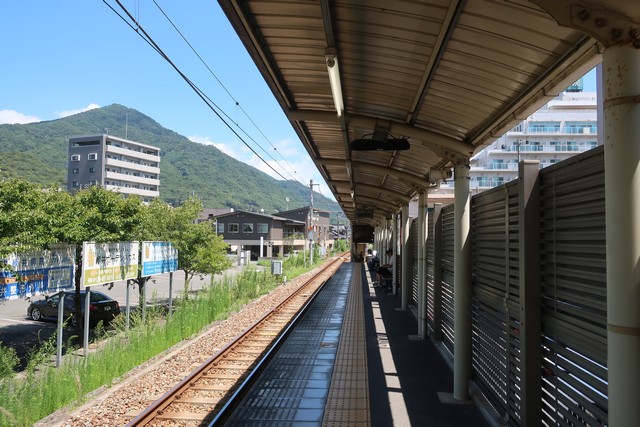 七軒茶屋駅 ホーム