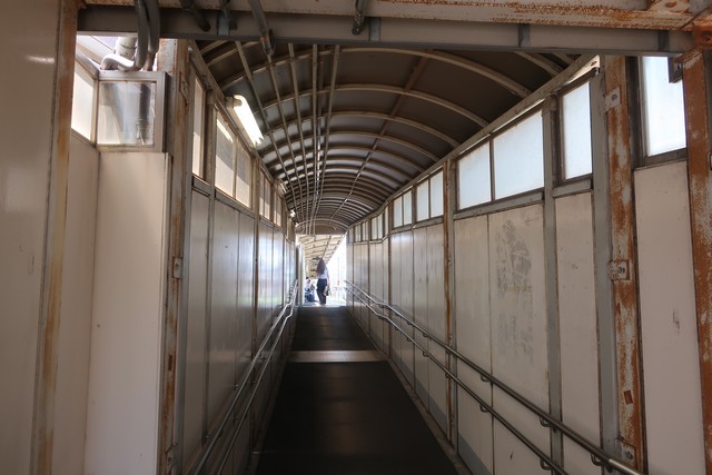 七軒茶屋駅 駅舎
