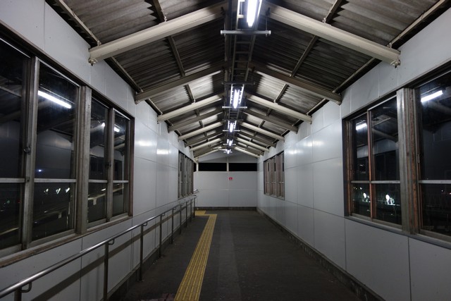 南松本駅 ホーム