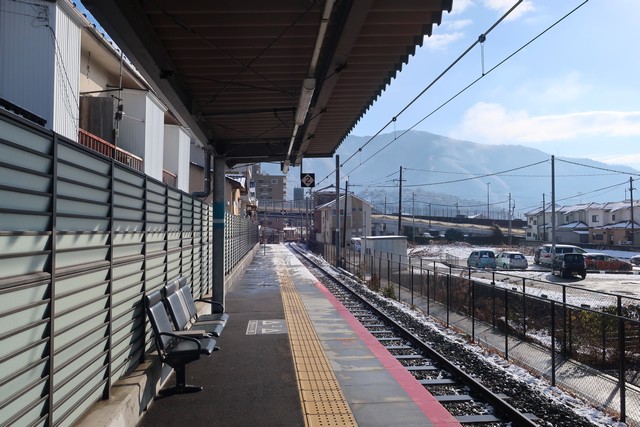 河戸帆待川駅 ホーム