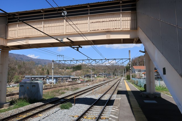 坂北駅 ホーム