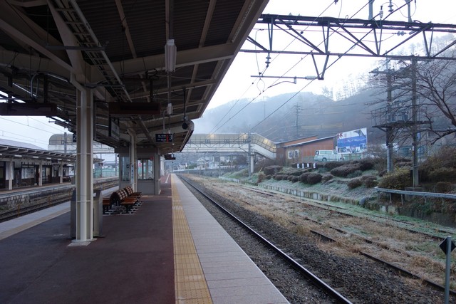 明科駅 ホーム