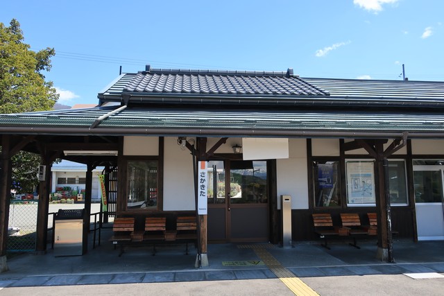 坂北駅 改札口