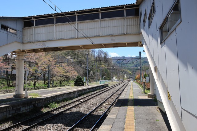 西条駅 ホーム