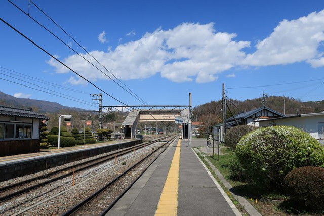 坂北駅 ホーム