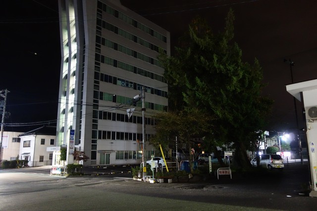 村井駅 駅前