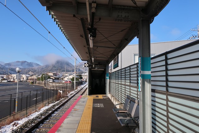 河戸帆待川駅 ホーム