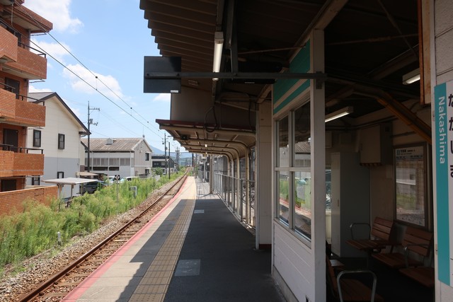 中島駅 ホーム