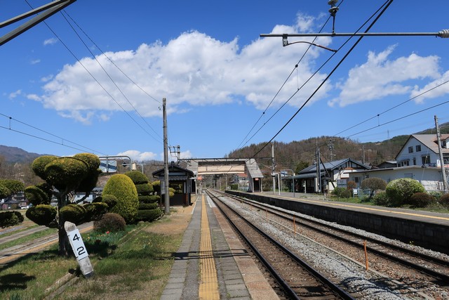 坂北駅 ホーム