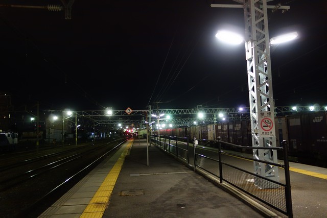 南松本駅 ホーム