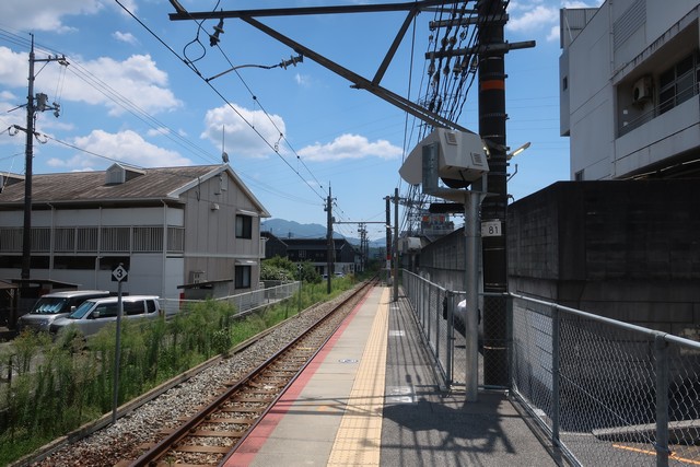 中島駅 ホーム