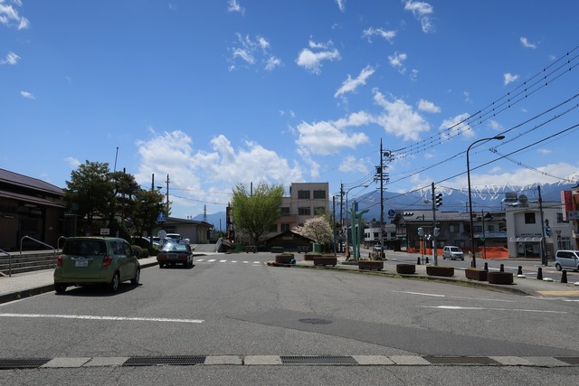 明科駅 駅前