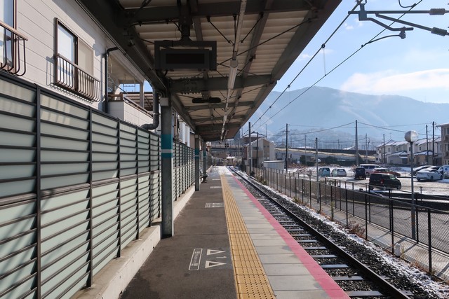 河戸帆待川駅 ホーム