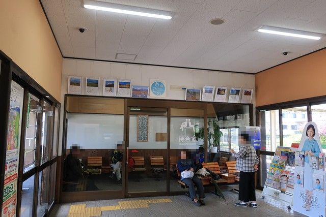 明科駅 改札口