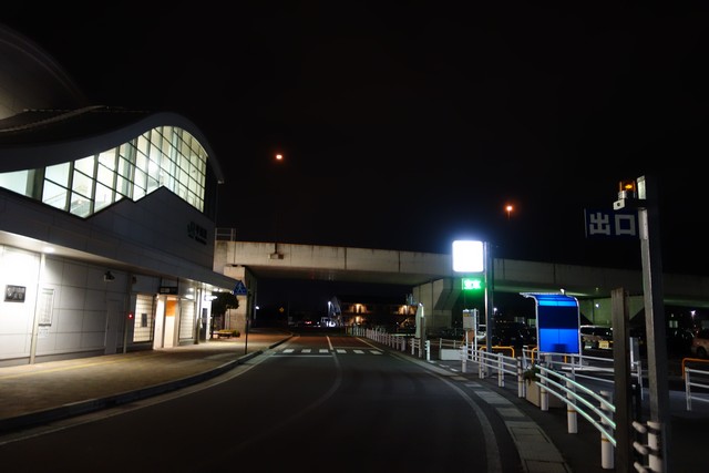 平田駅 駅前