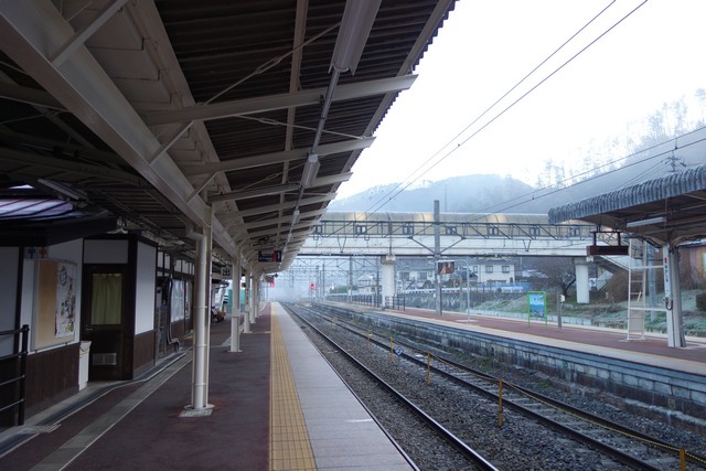 明科駅 ホーム