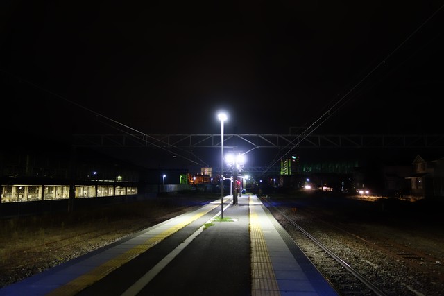 村井駅 ホーム
