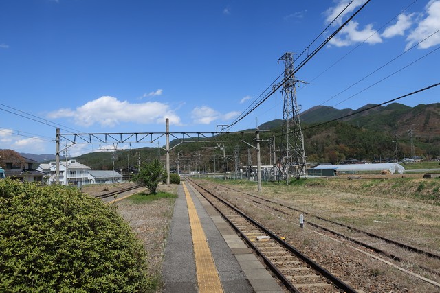 西条駅 ホーム