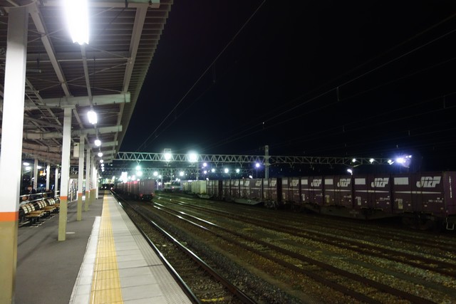 南松本駅 ホーム