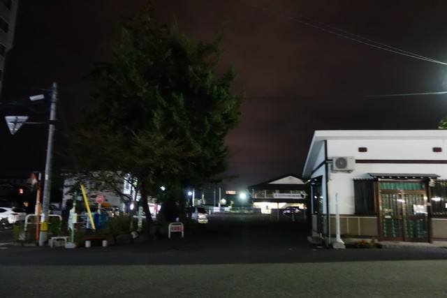 村井駅 駅前