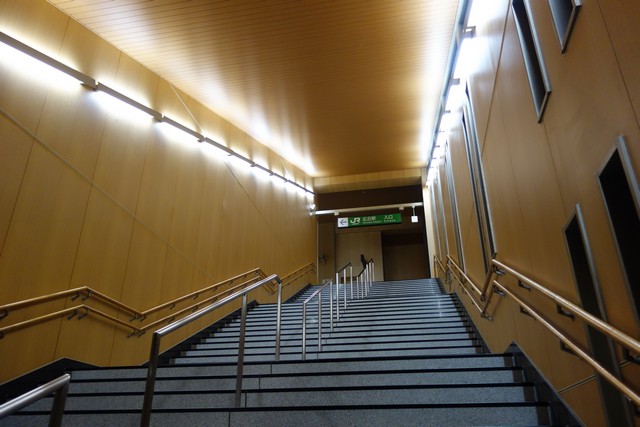 広丘駅 駅舎