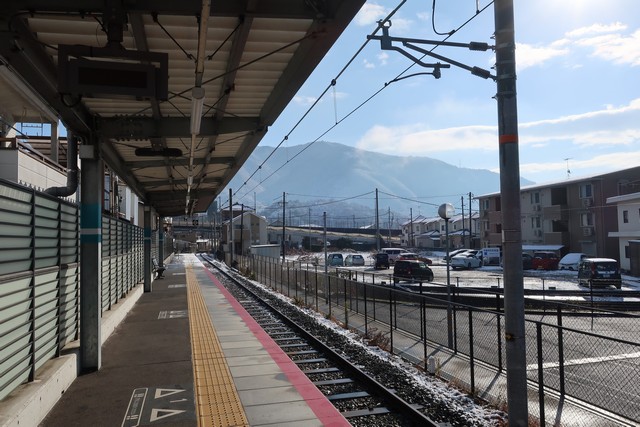 河戸帆待川駅 ホーム