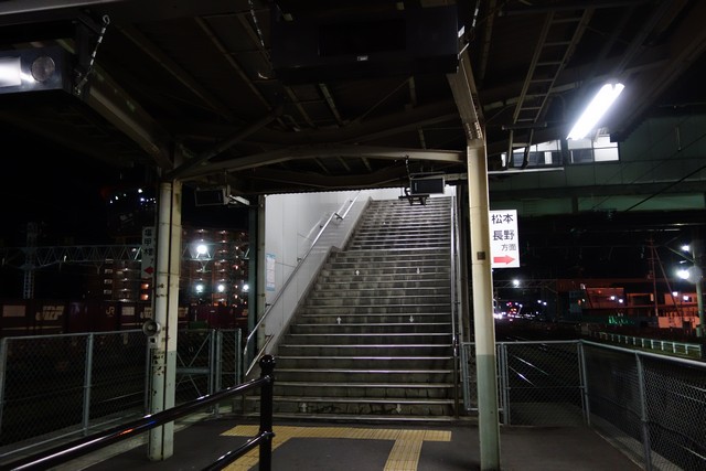 南松本駅 ホーム