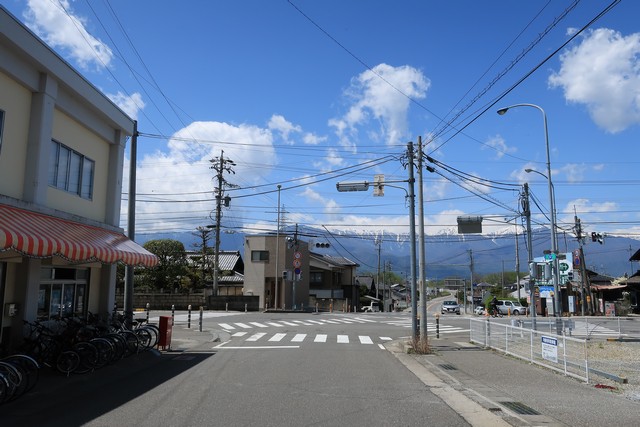 田沢駅 駅前