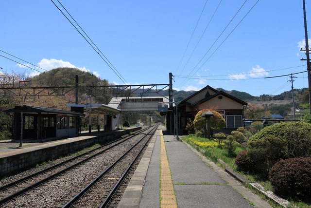 西条駅 ホーム