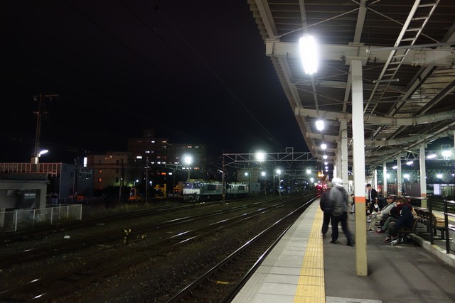 南松本駅 ホーム
