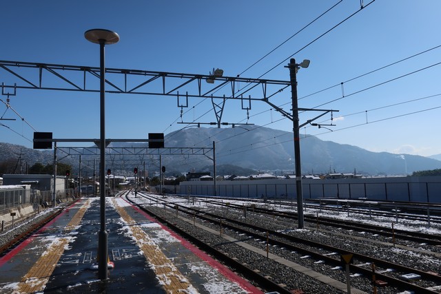 あき亀山駅 ホーム