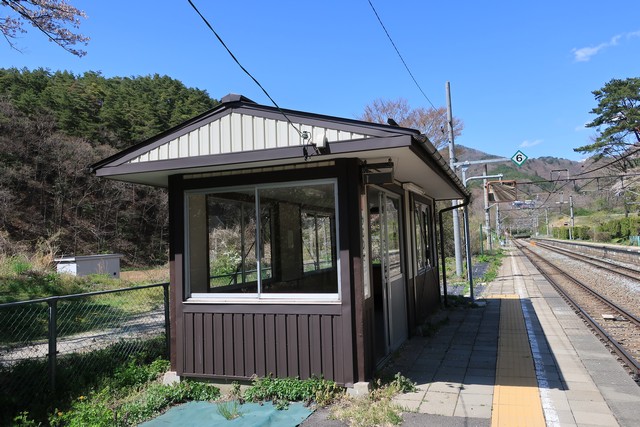 冠着駅 ホーム