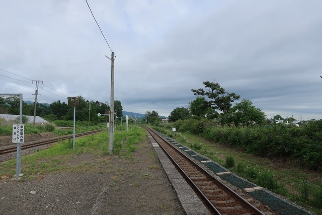 長和駅 ホーム