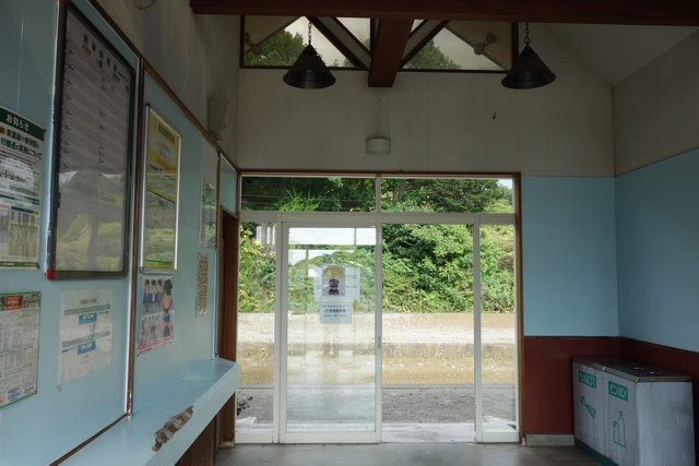 有珠駅 改札口