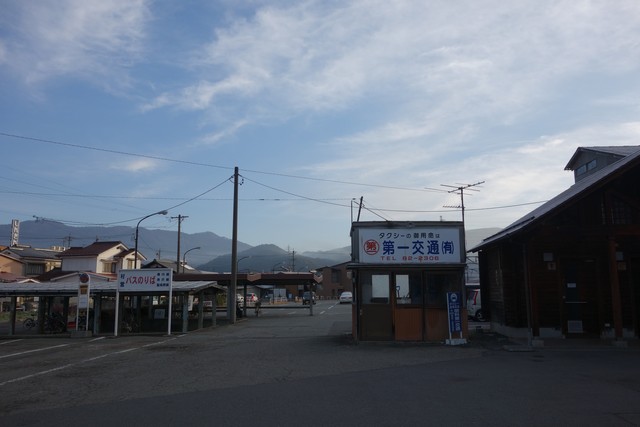 聖高原駅 駅前
