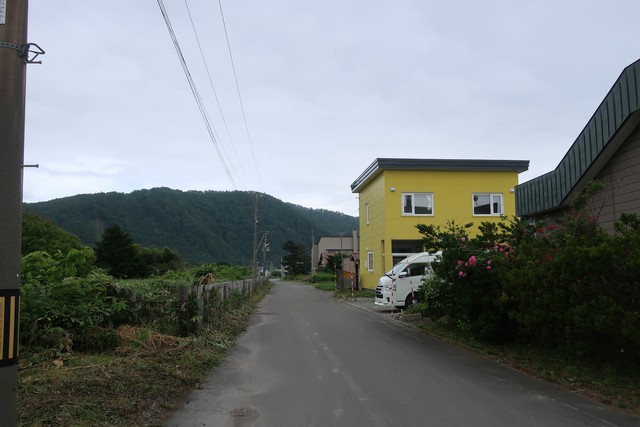 静狩駅 駅前