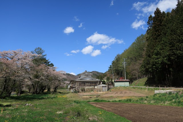冠着駅 駅前